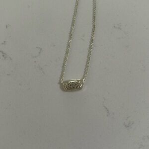 Kendra Scott necklace